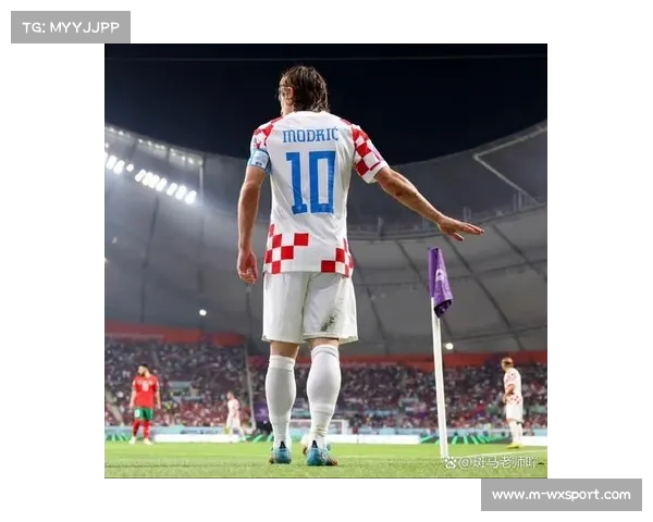 摩洛哥队伊加马内助攻欧纳希弧顶精彩兜射破门助力球队晋级